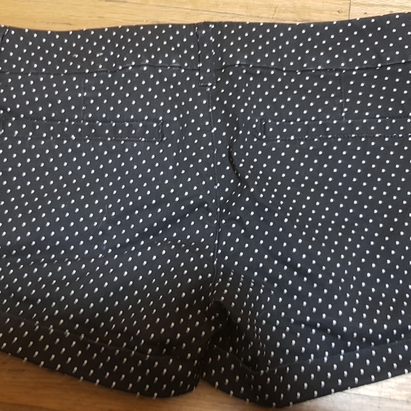 American Eagle Shorts - Picture 2 of 3